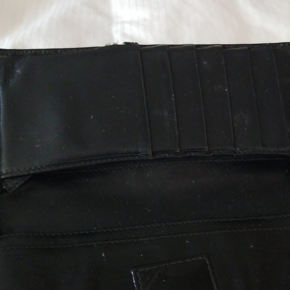 Gucci Wallet - Picture 3 of 3